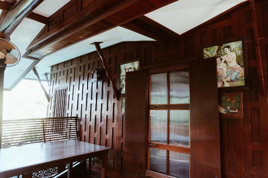 Ruennamyen Resort Amphawa Samut Songkhram Exterior photo