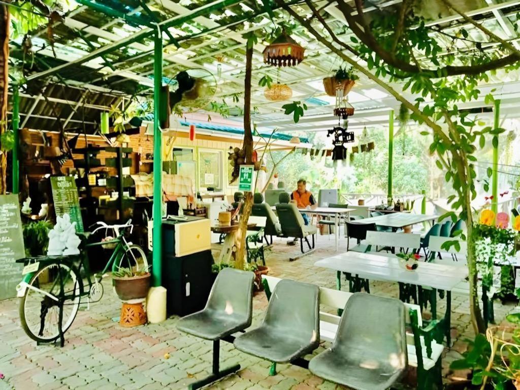 Ruennamyen Resort Amphawa Samut Songkhram Exterior photo